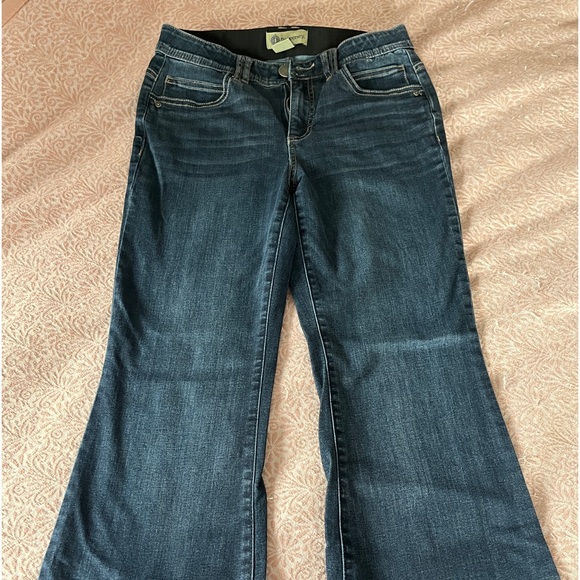 Democracy “Ab” technology (elastic waistband on the inside) button up jeans. - Picture 2 of 2